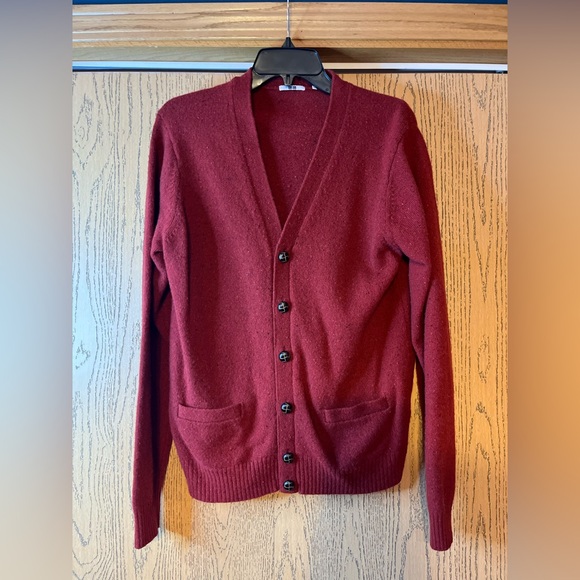 Uniqlo Brick Red Wool Blend V-Neck Cardigan EUC - Picture 1 of 8